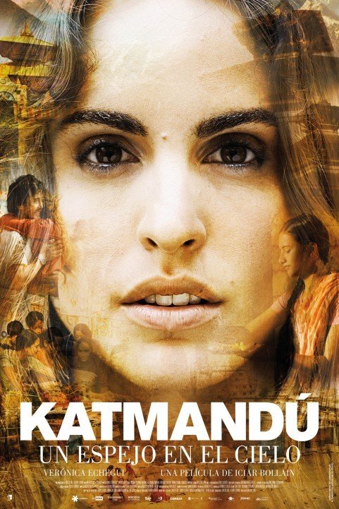 Katmandú, un espejo en el cielo (2011) poster