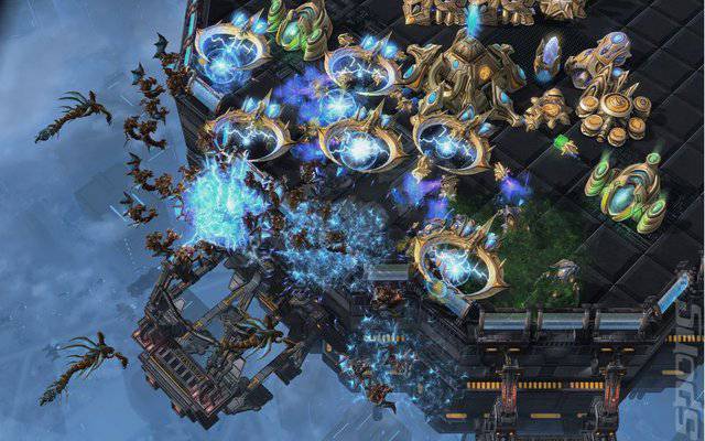 StarCraft II: The Heart Of The Swarm screenshots