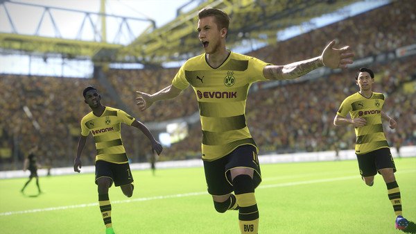 Pro Evolution Soccer 2018 screenshots